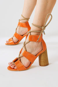 Britty Turuncu Kroko Rugan Kalın Bantlı Halat Bağlamalı Topuklu Sandalet