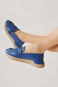 Zain Mavi Lazer Delikli Toka Detaylı Babet