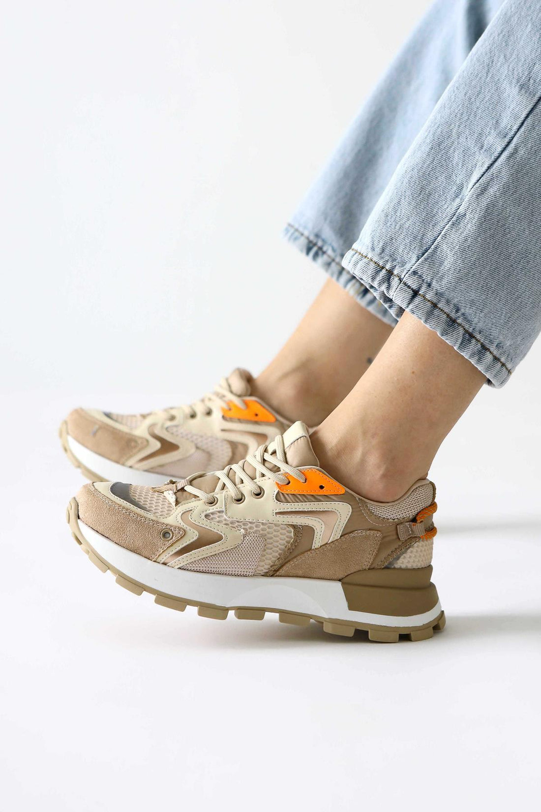 Onella Lacivert Süet Detaylı Bağcıklı Sneakers