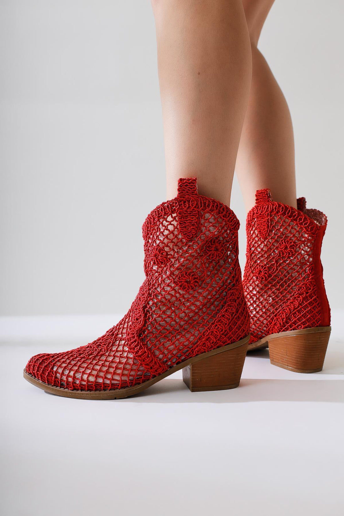 Tersa (Kısa Konç) Kırmızı Örgü Dantelli Çiçek Detaylı Kovboy Yazlık Bot