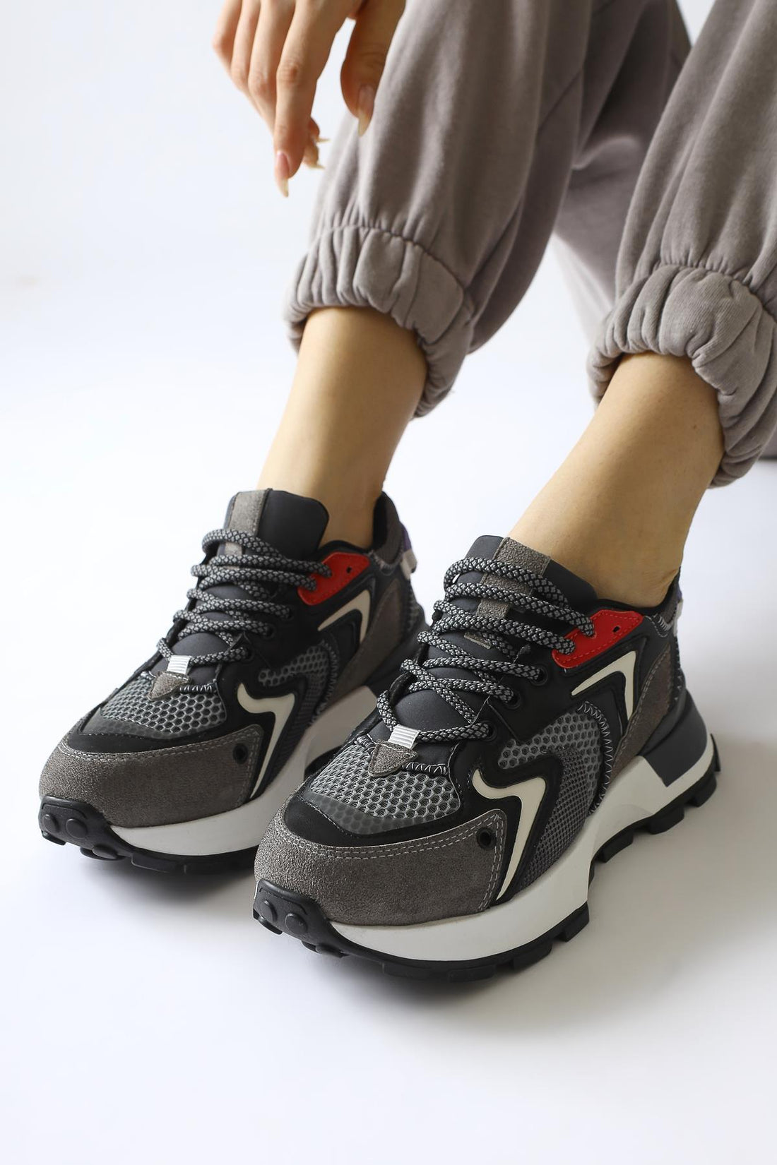 Onella Füme Süet Detaylı Bağcıklı Sneakers