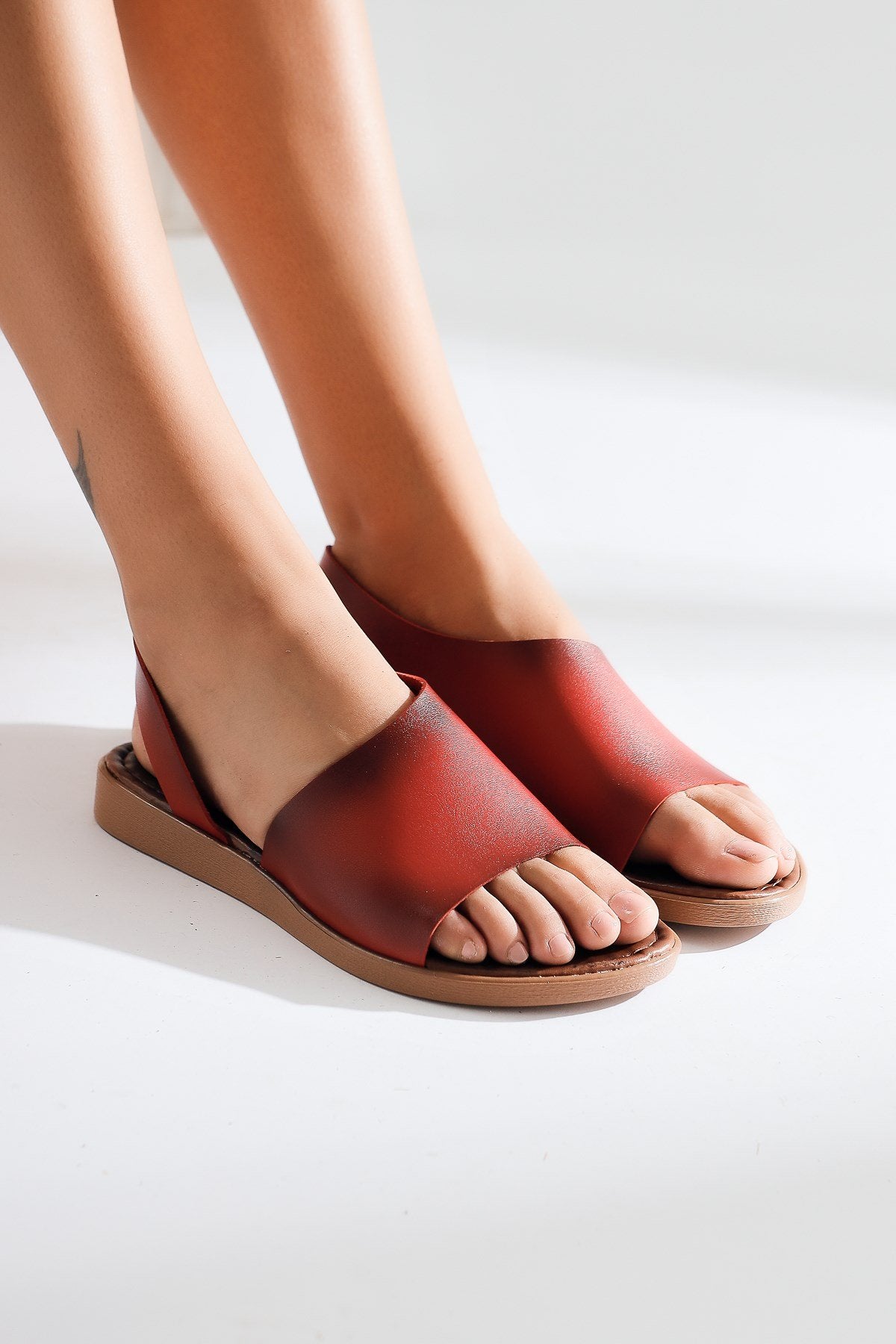 Hakiki Deri Kaia Kırmızı Sandalet