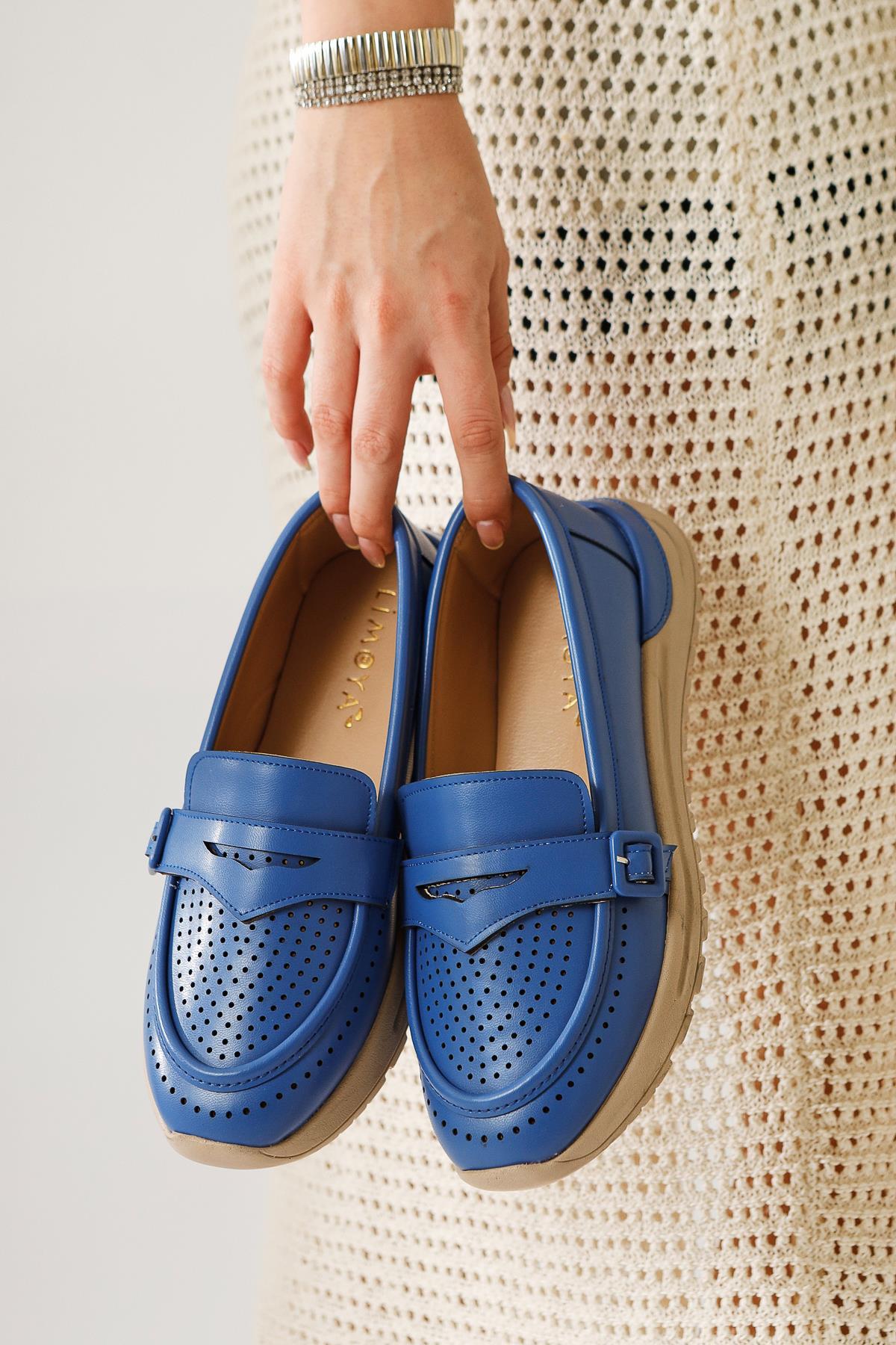 Zain Mavi Lazer Delikli Toka Detaylı Babet