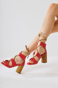 Britty Fuşya Kroko Rugan Kalın Bantlı Halat Bağlamalı Topuklu Sandalet