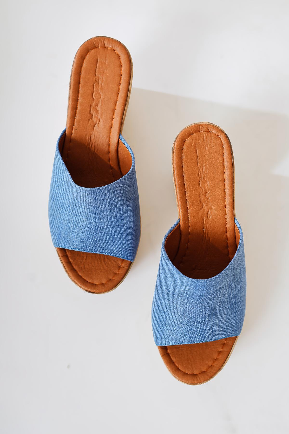 Riya Lacivert Kalın Mantar Tabanlı Terlik