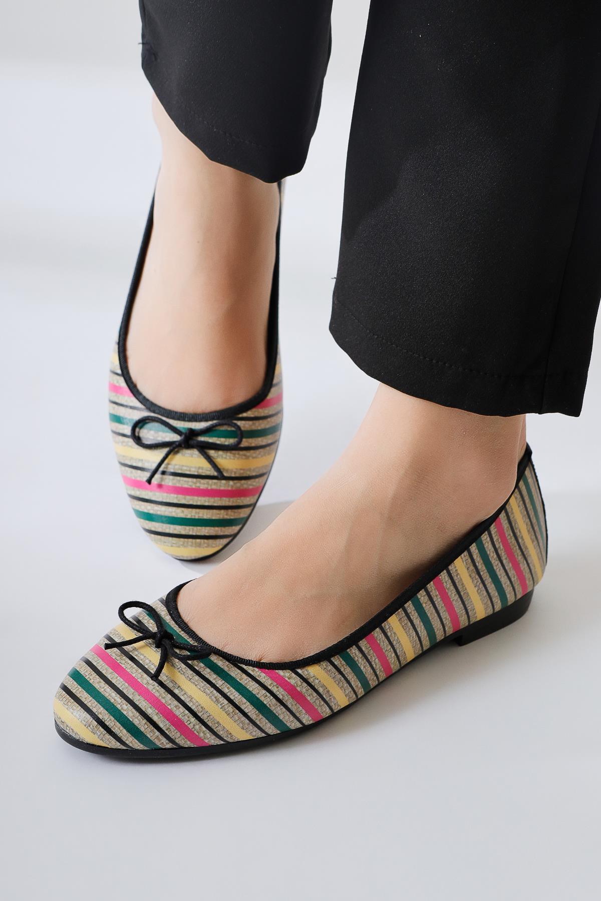 Melin Siyah Çizgili Baskılı Fiyonk Detaylı Babet