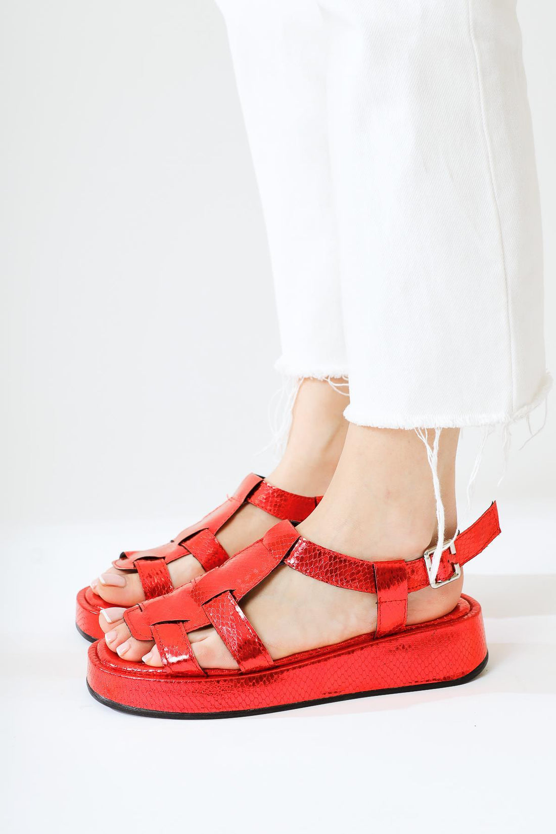 Tracey Kırmızı Kemerli Kalın Taban Sandalet