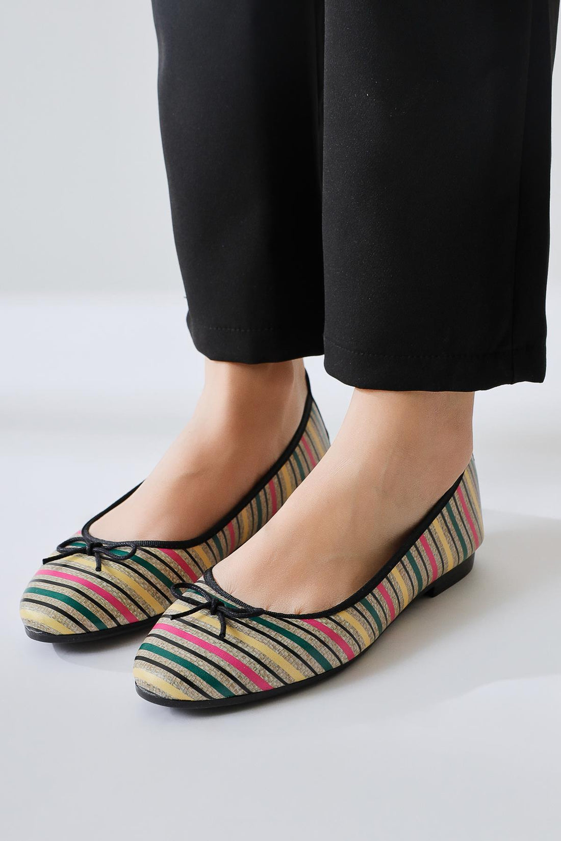 Melin Siyah Çizgili Baskılı Fiyonk Detaylı Babet