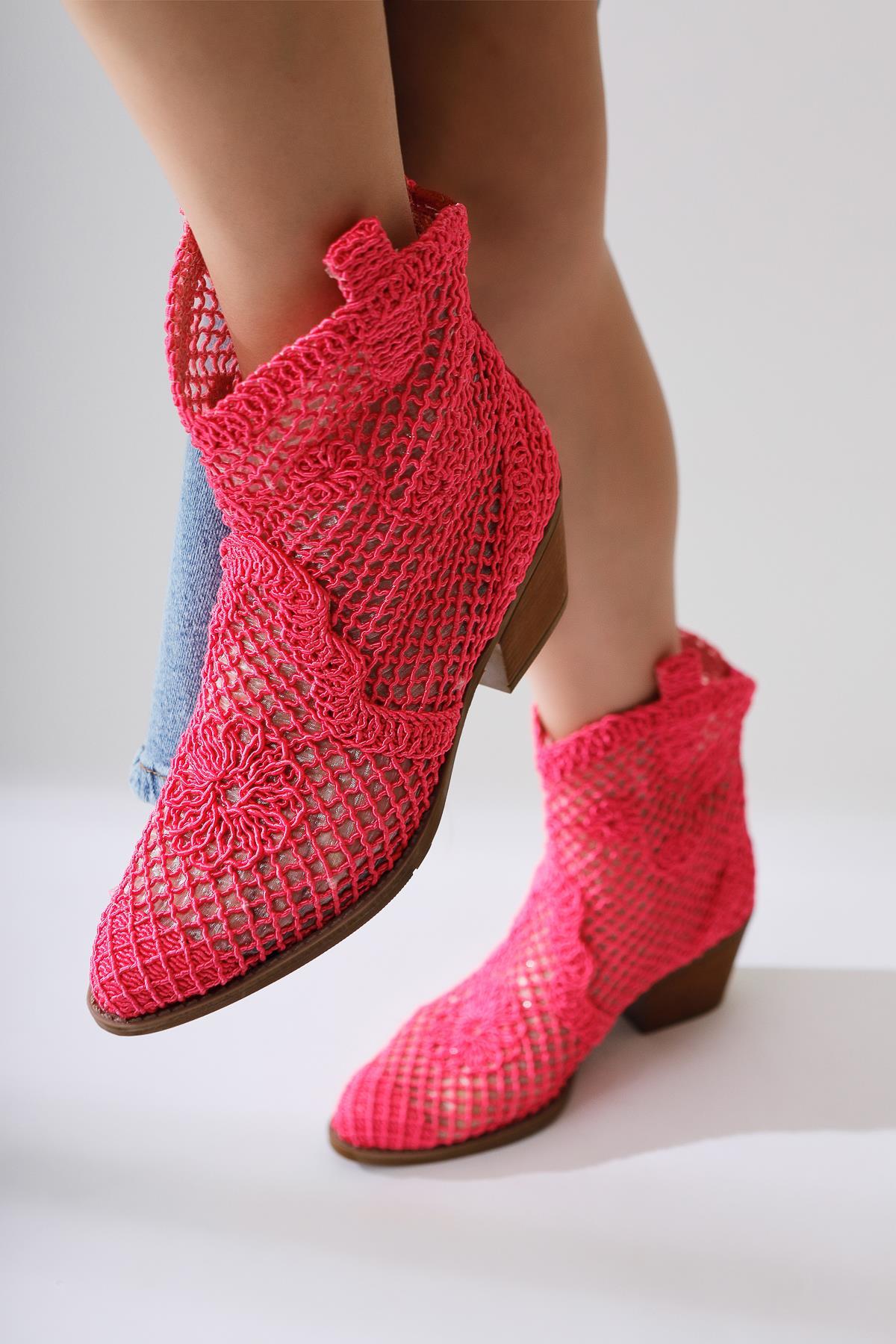 Tersa (Kısa Konç) Fuşya Örgü Dantelli Çiçek Detaylı Kovboy Yazlık Bot