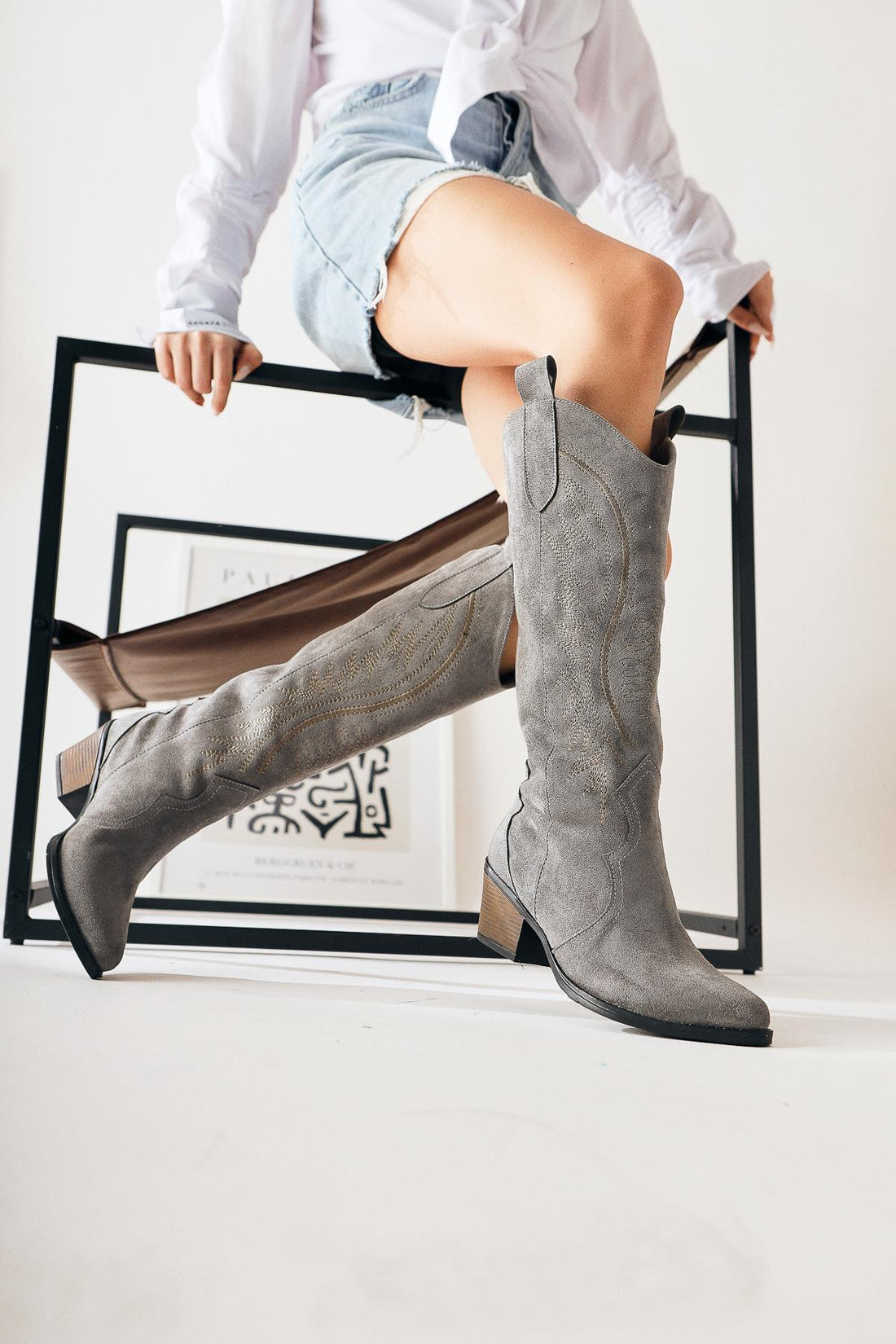 Hero Gri Süet Nakışlı Kovboy Çizme