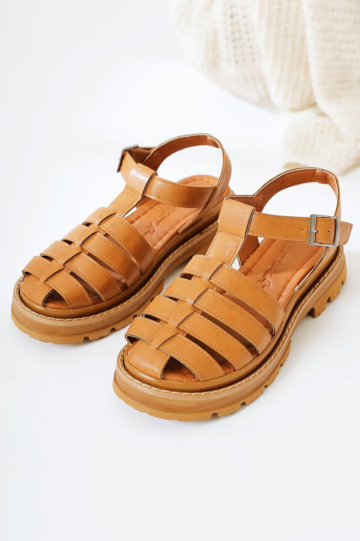 Tylia Taba Kalın Tabanlı Sandalet