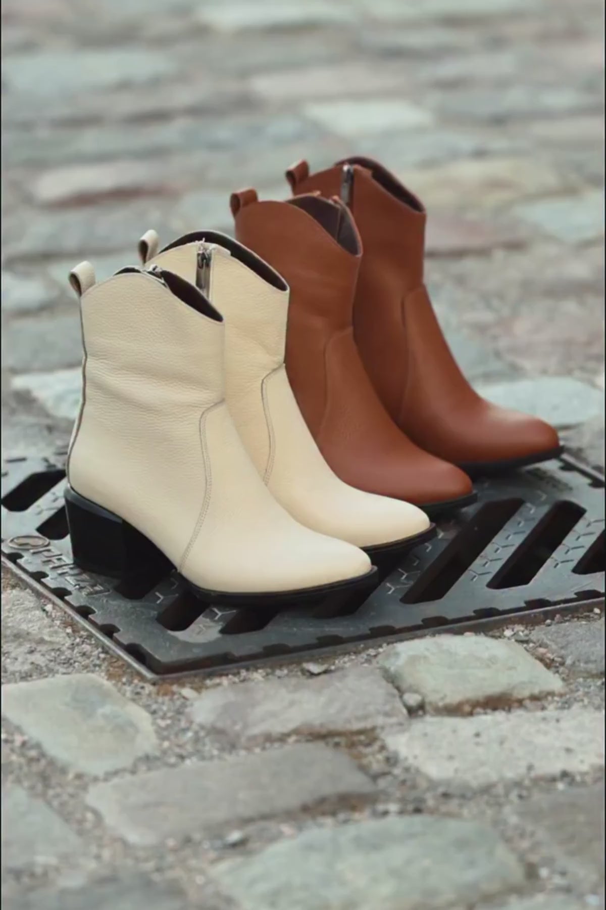 Ubax Hakiki Deri Bej Topuklu Kadın Bot