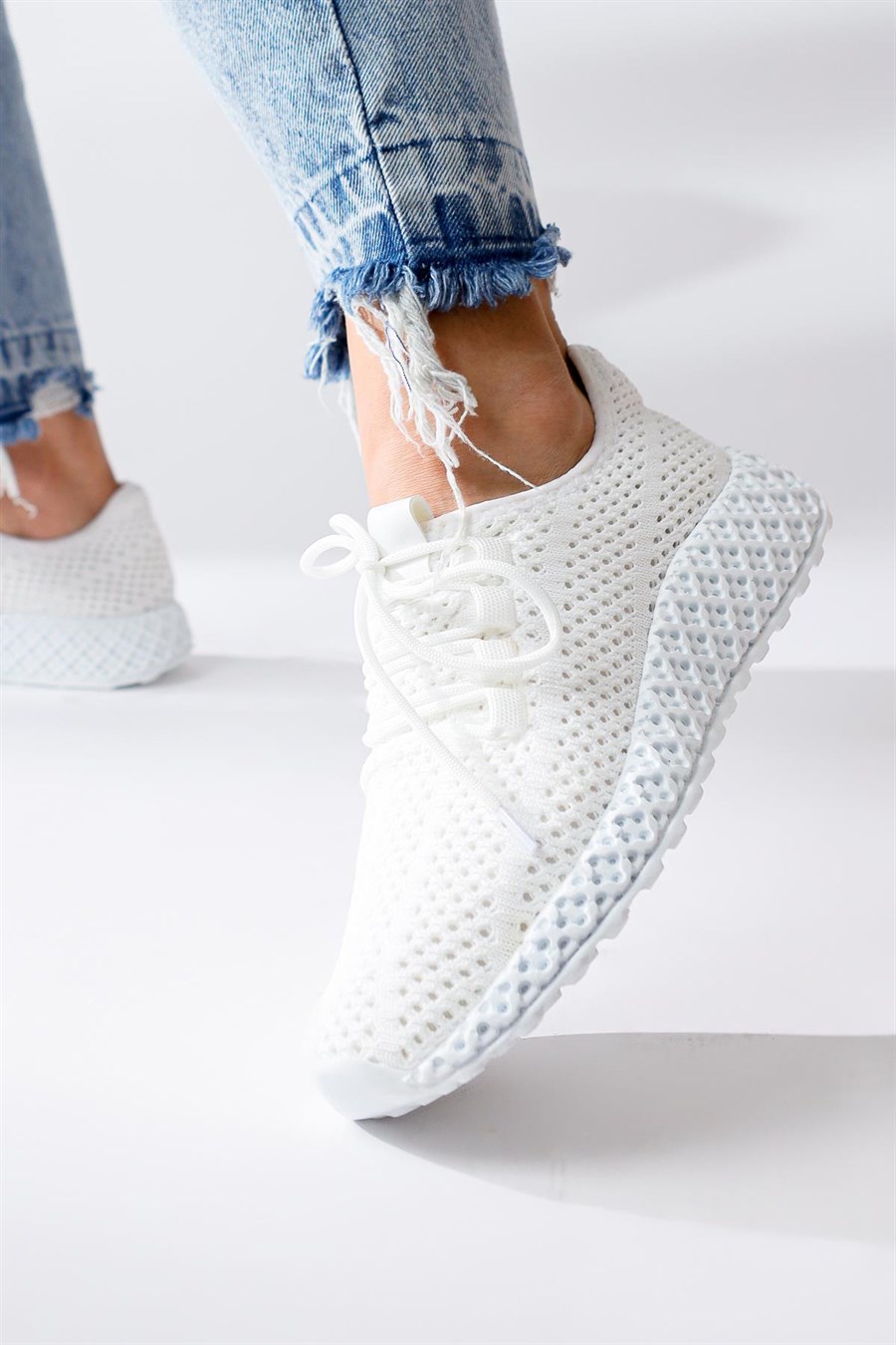 Tasha Beyaz Örgü Bağcıklı Sneakers