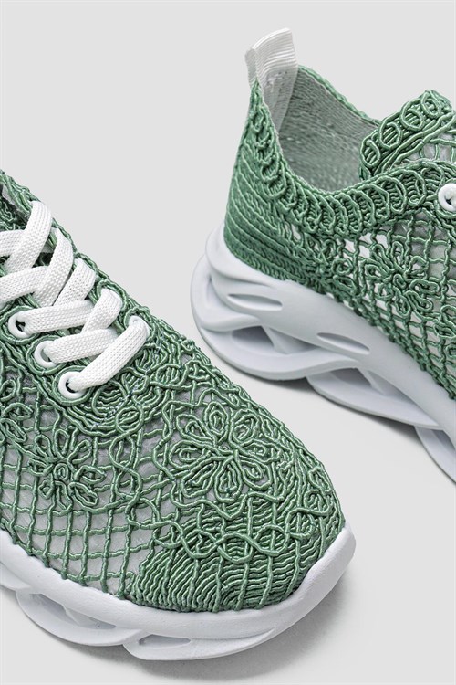 Earlene Yeşil Nakış İşlemeli Bağcıklı Sneakers Spor Ayakkabı