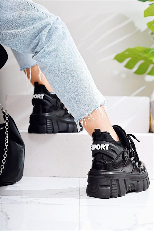 Elena Siyah Kırışık Rugan Kalın Tabanlı Sneakers Spor Ayakkabı