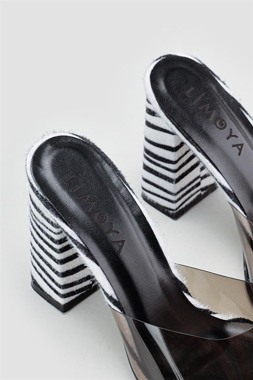 Gertie Siyah Hasır Detaylı Zebra Desenli Topuklu Terlik
