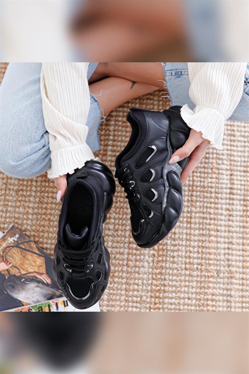 Kendall Siyah Gümüş Bağcıklı Yüksek Tabanlı Sneakers Spor Ayakkabı