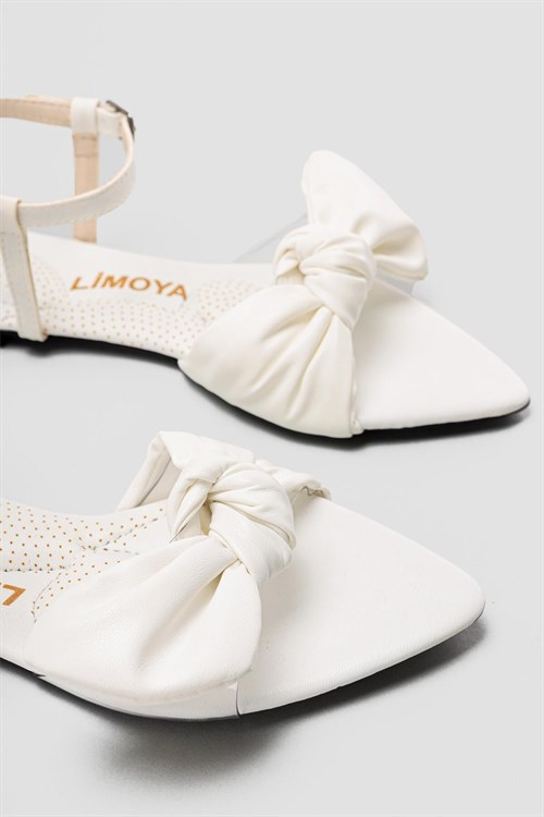 Latonya Beyaz Fiyonk Detaylı Düz Pedli Sandalet (Yanı Şeffaf)