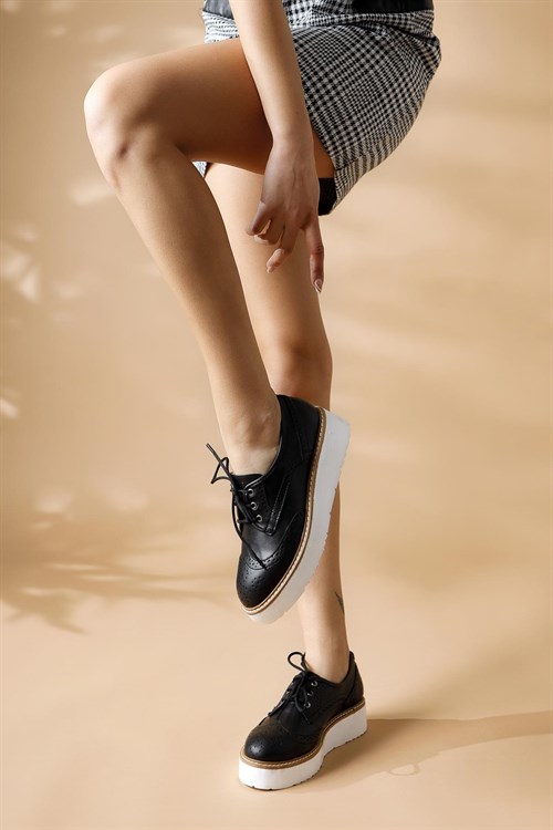 Lila Siyah Lazerli Kalın Tabanlı Bağcıklı Casual Oxford Ayakkabı