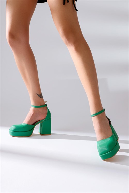Persa Yeşil Saten Platformlu Kalın Ökçeli Yüksek Topuklu Ayakkabı