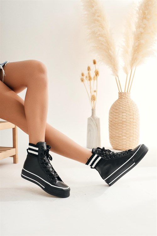Tinnie Siyah Lastik Detaylı Yüksek Tabanlı Bağcıklı Spor Sneakers Bot