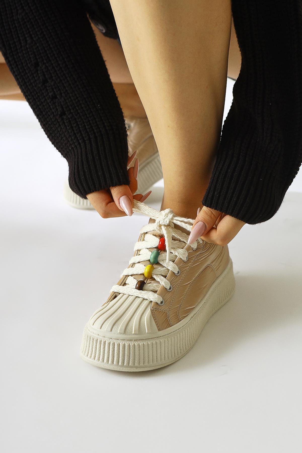 Chinda Krem Paraşüt Kumaş Boncuk Detaylı Snakers