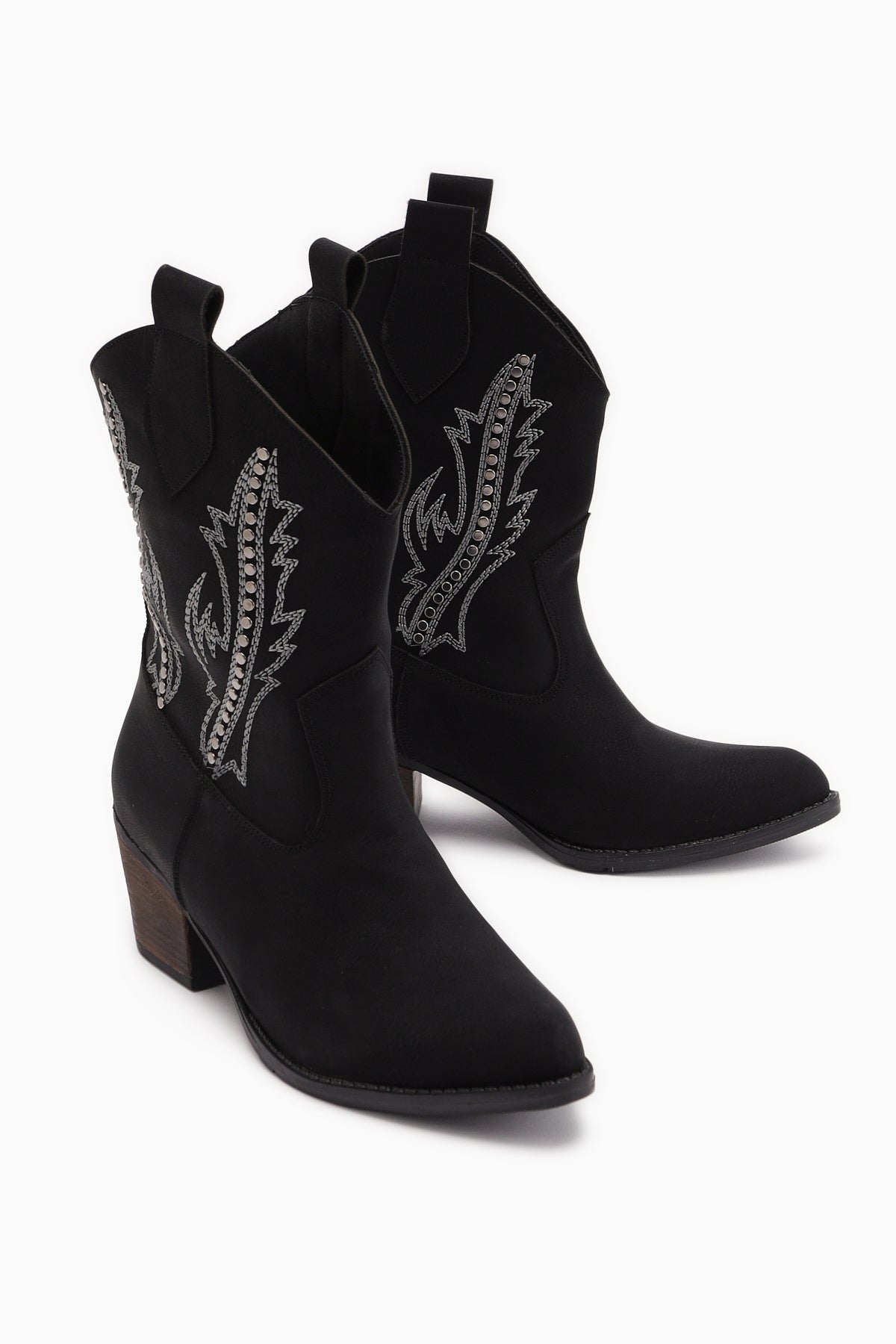 Fiza Siyah Sivri Burunlu Nakışlı Zımba Detaylı Western Bot