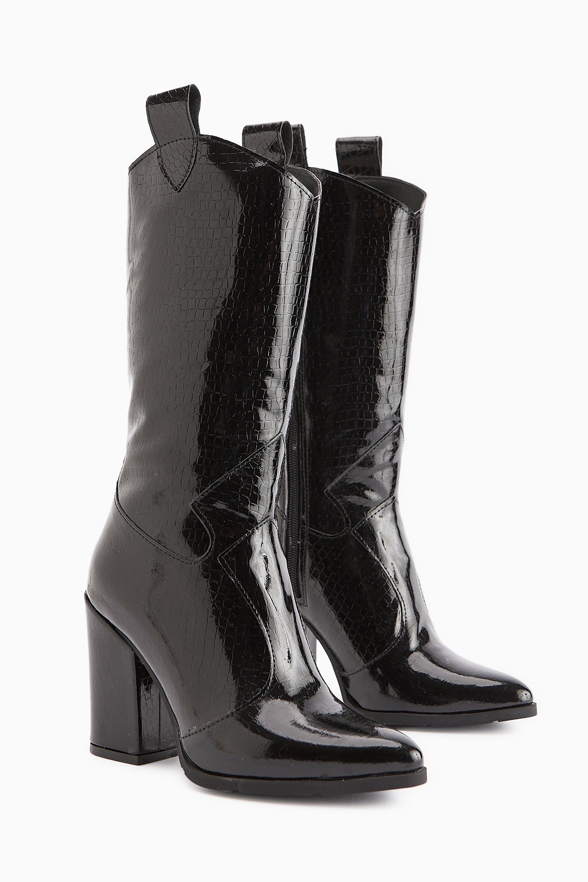 Keri Siyah Kroko Asimetrik Kesim Topuklu Kısa Çizme