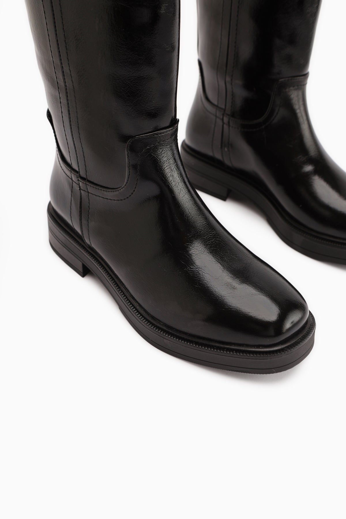 Luca Siyah Çekme Kadın Çizme