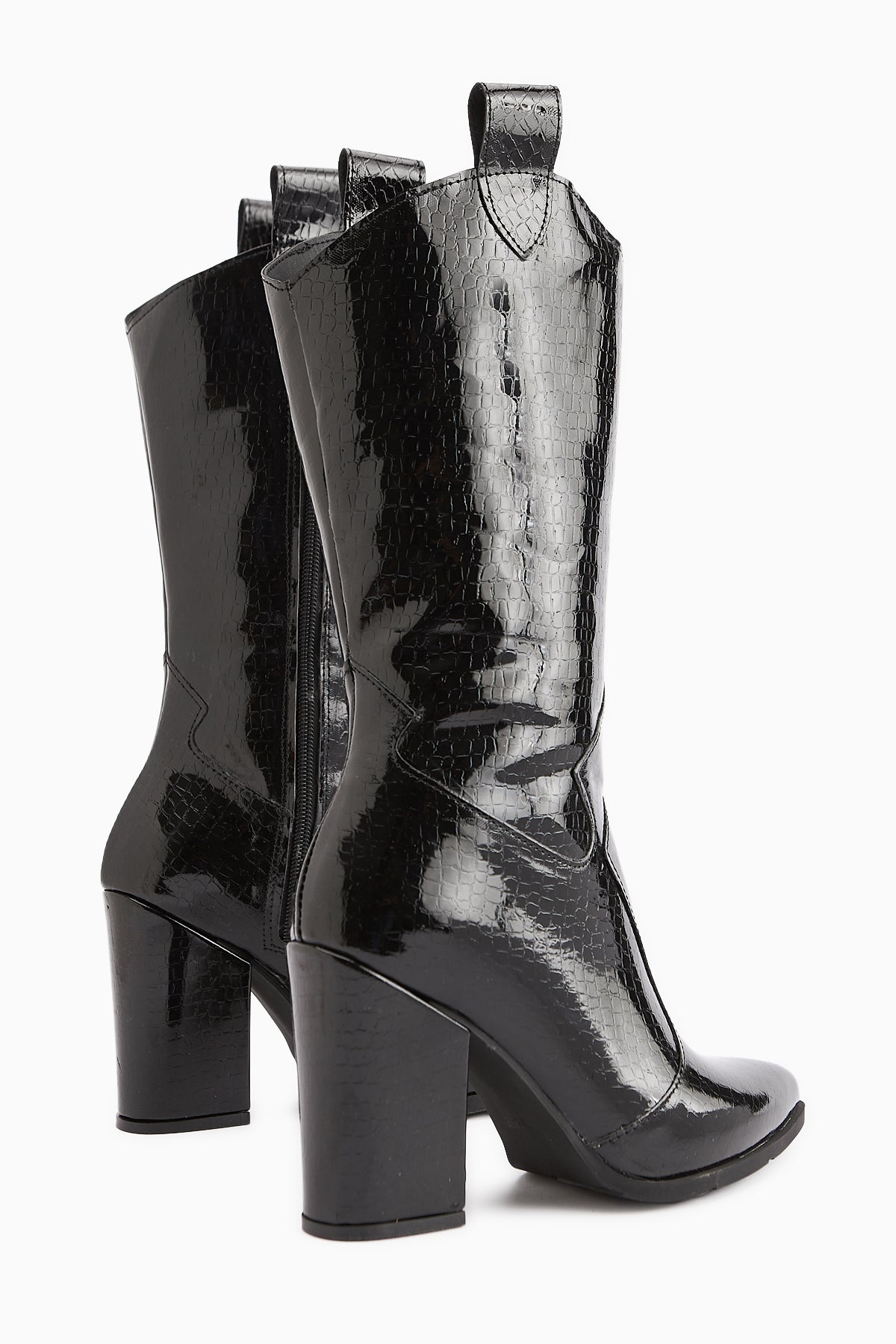 Keri Siyah Kroko Asimetrik Kesim Topuklu Kısa Çizme