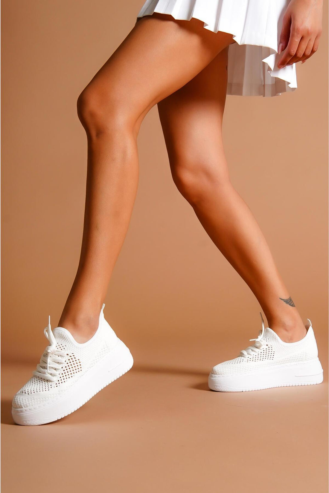 Benito Beyaz Triko Streç Kalın Tabanlı Sneakers