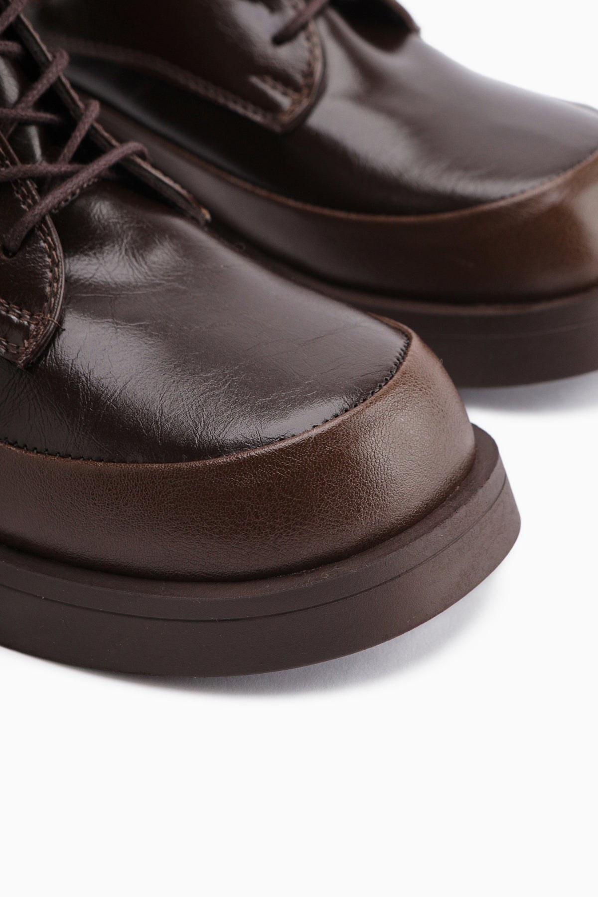 Luisa Kahve Bağcıklı Kadın Bot