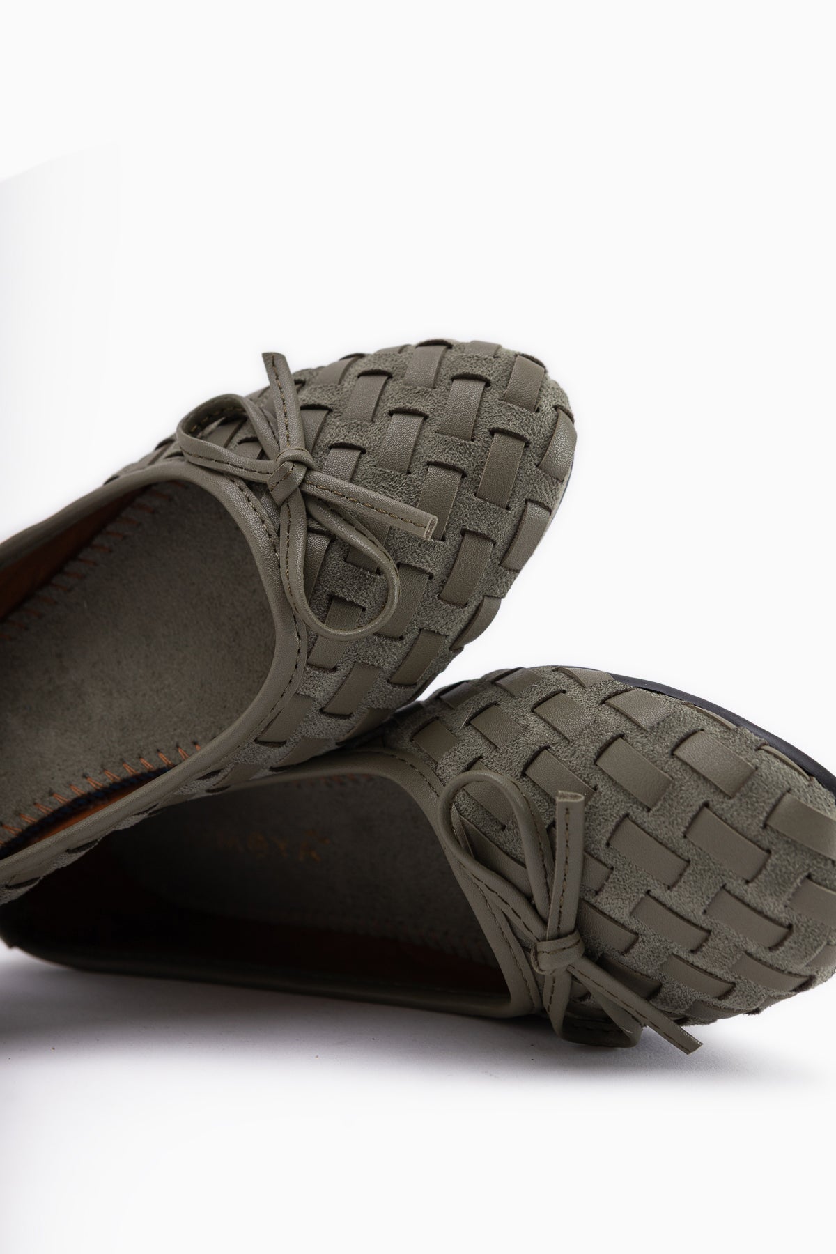 Amelia Mint Süet Fiyonklu Kadın Babet