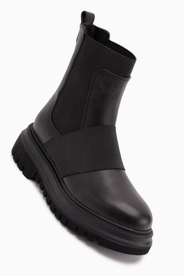 Millena Siyah Süet Lastik Kemer Detaylı Çekme Bot