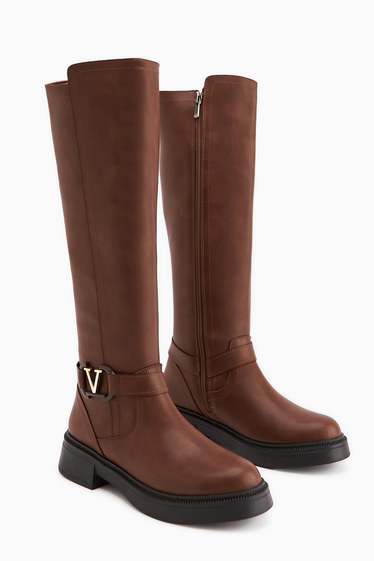 Ginan Taba Toka Detaylı Kısa Topuklu Fermuarlı Çizme