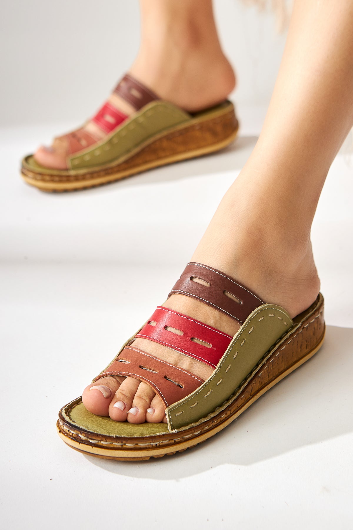Hakiki Deri Joelle Yeşil Comfort Lazer Kesim Terlik