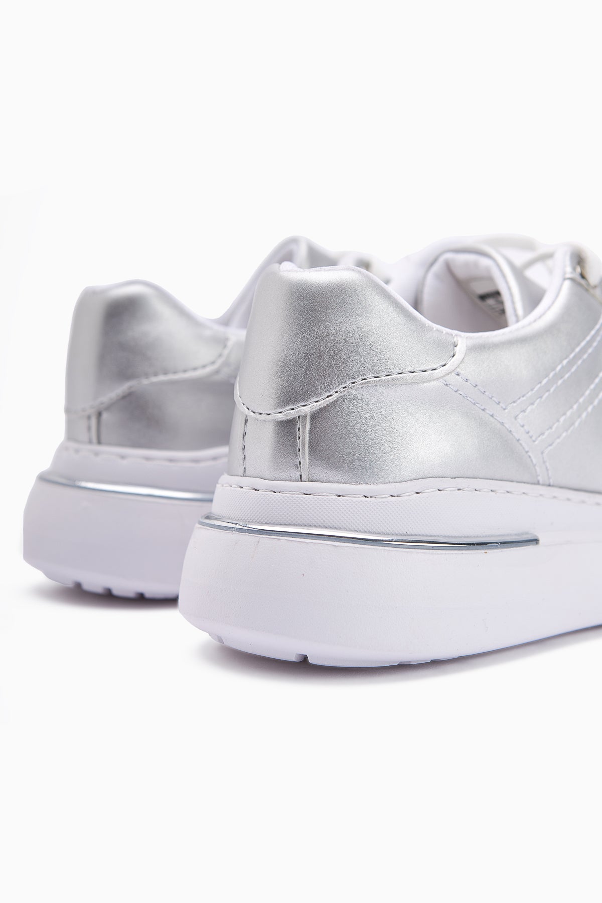 Anastazia Gümüş Topuk Detaylı Sneakers