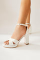 Sandrina Beyaz Çapraz Bantlı Kalın Topuklu Platformlu Sandalet