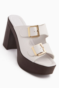 Leida Beyaz Tokalı Platform Topuklu Kadın Terlik