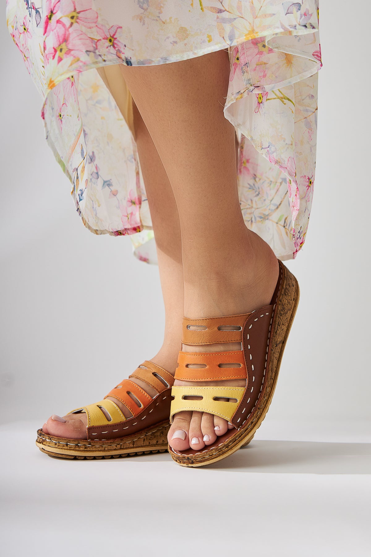 Hakiki Deri Joelle Taba Comfort Lazer Kesim Terlik