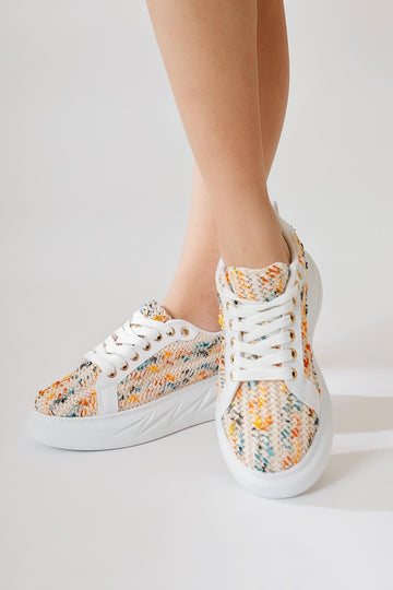 Silfa Beyaz Örgü Desenli Yüksek Taban Bağcıklı Sneakers