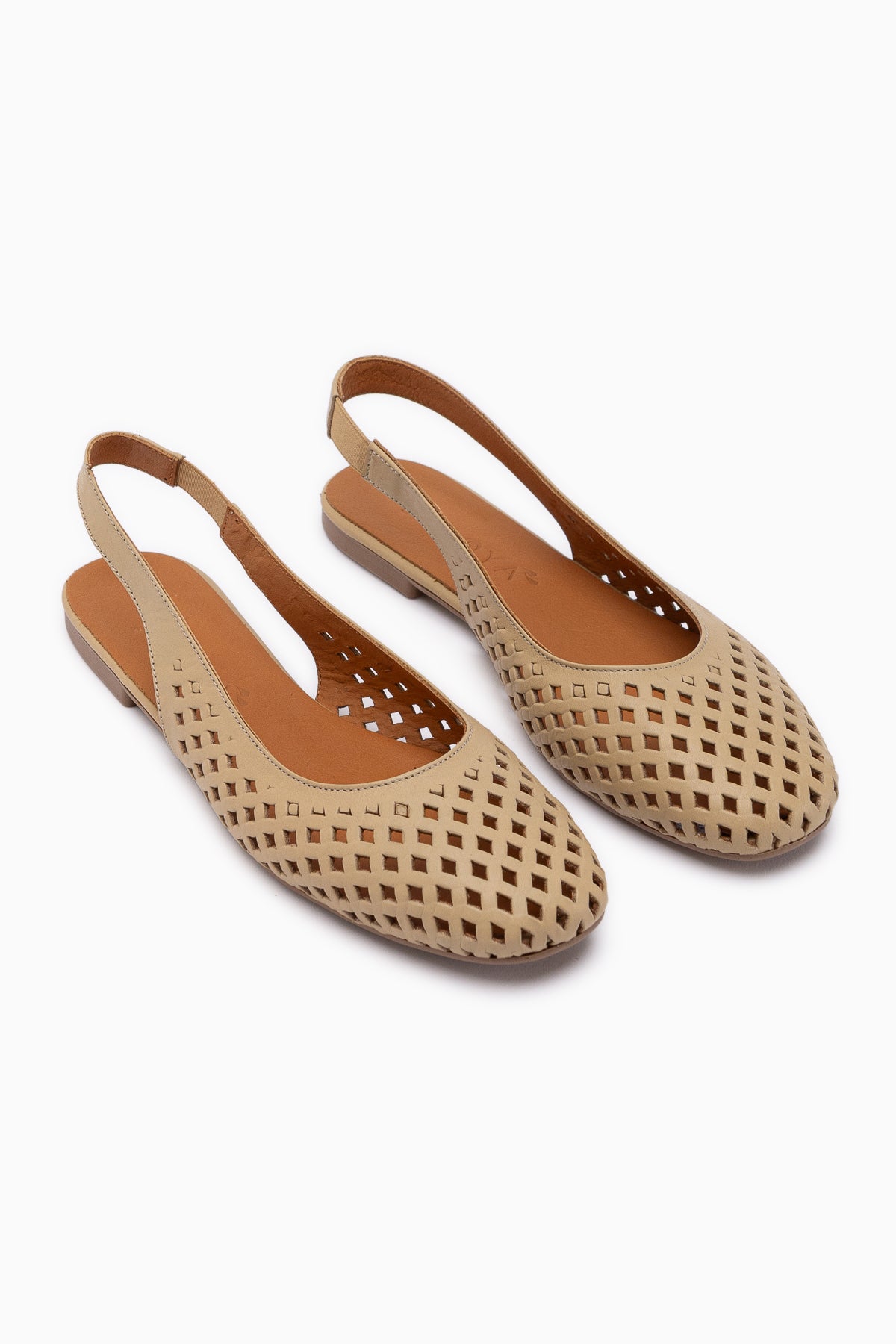 Monalis Hakiki Deri Bej Lastikli Kadın Sandalet