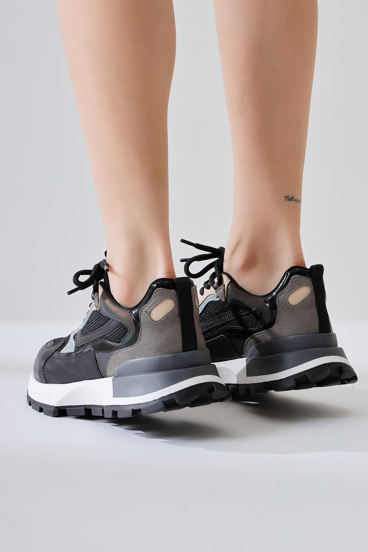Shokat Siyah Bağcıklı Süet Yüksek Taban Sneakers
