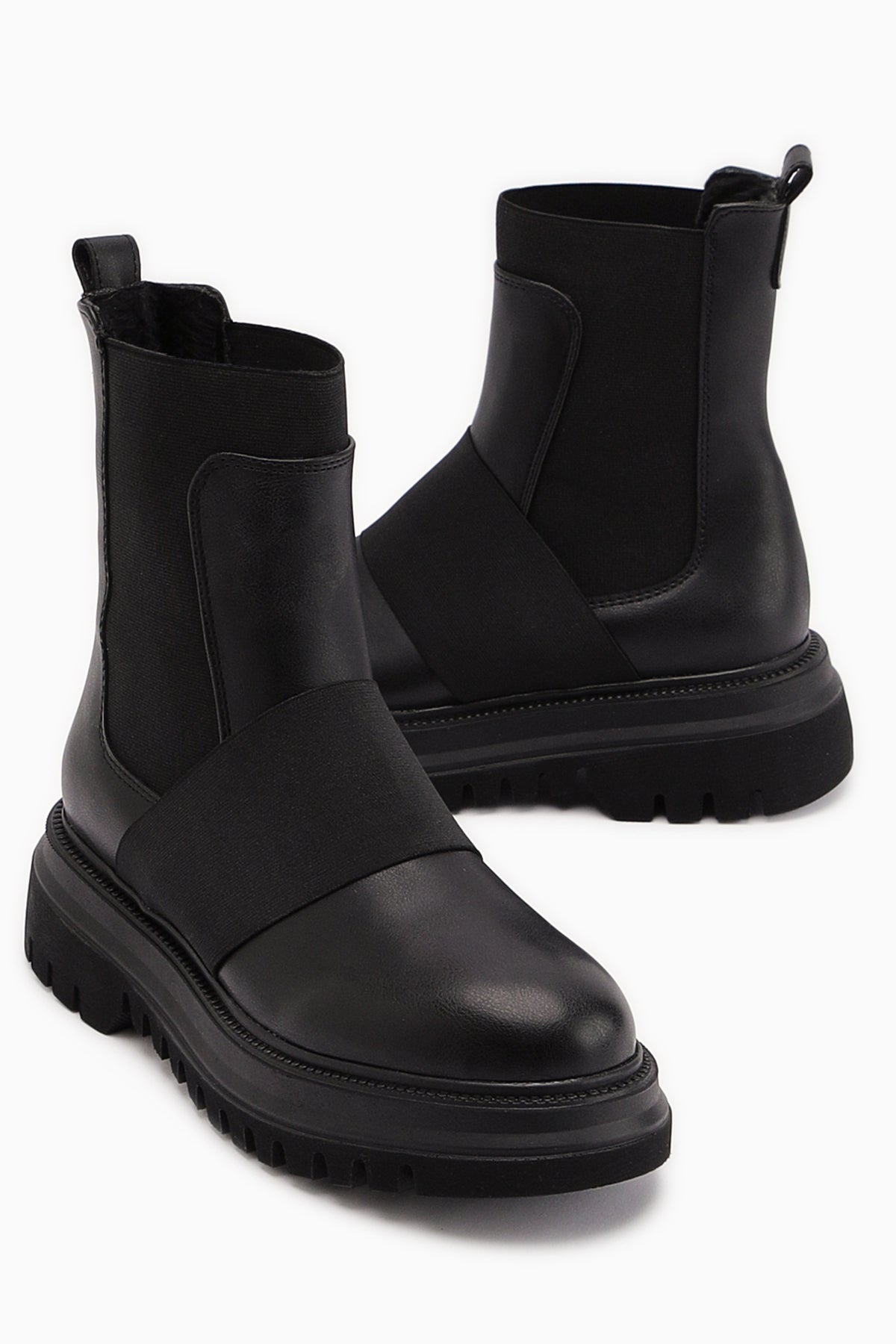 Millena Siyah Süet Lastik Kemer Detaylı Çekme Bot