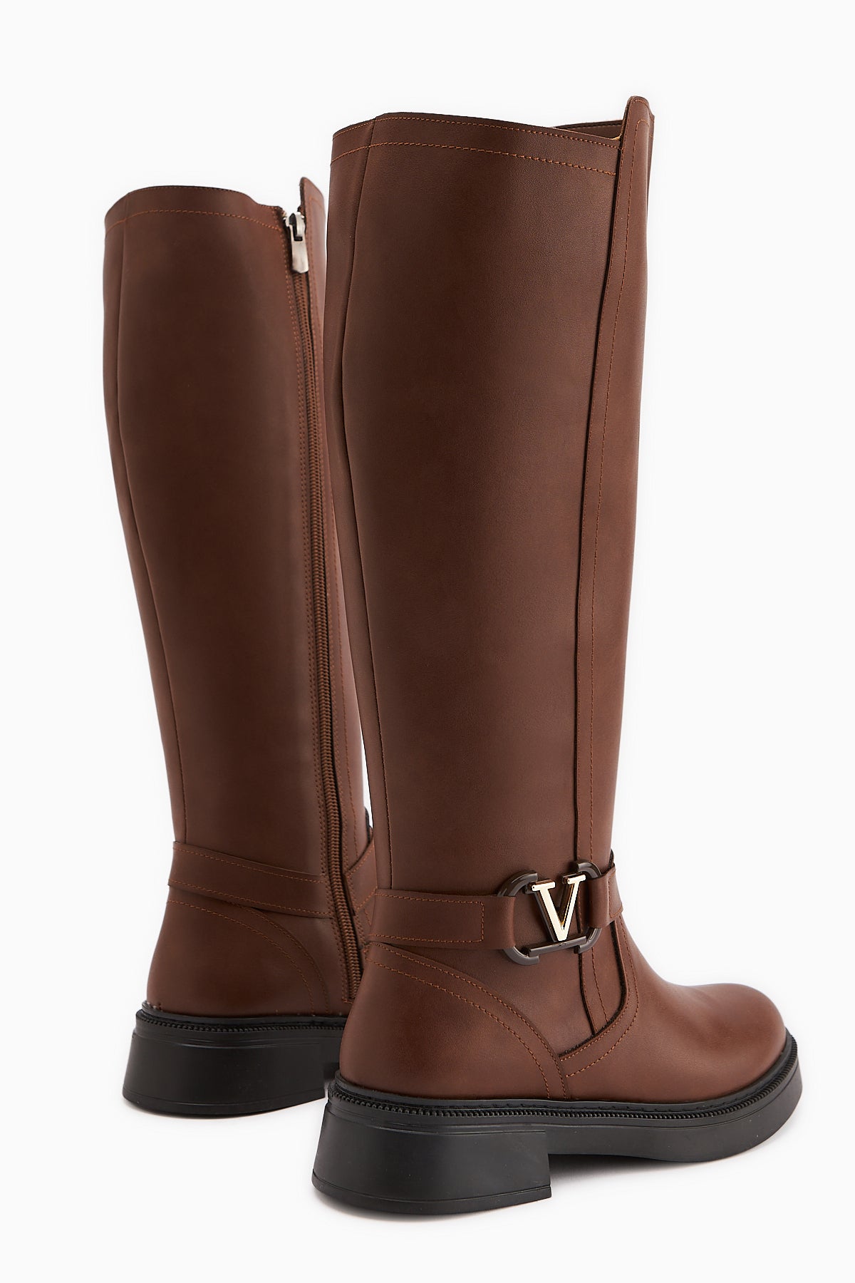 Ginan Taba Toka Detaylı Kısa Topuklu Fermuarlı Çizme