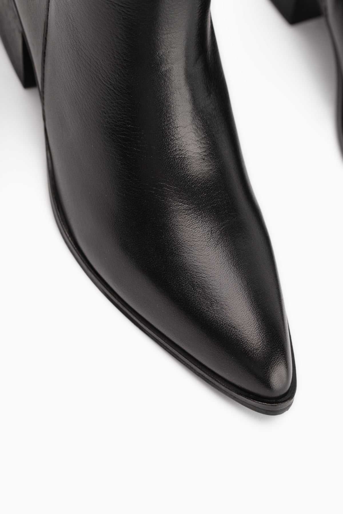 Mita Hakiki Deri Siyah Topuklu Kadın Bot