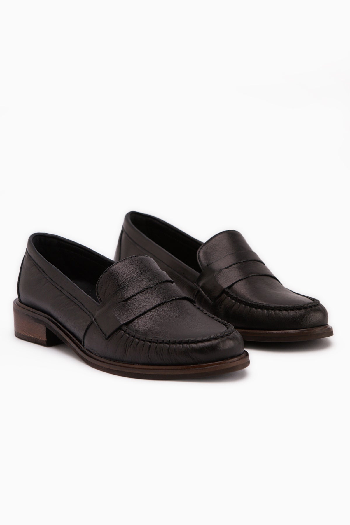 Fosia Hakiki Deri Siyah Penny Loafer Kadın Ayakkabı