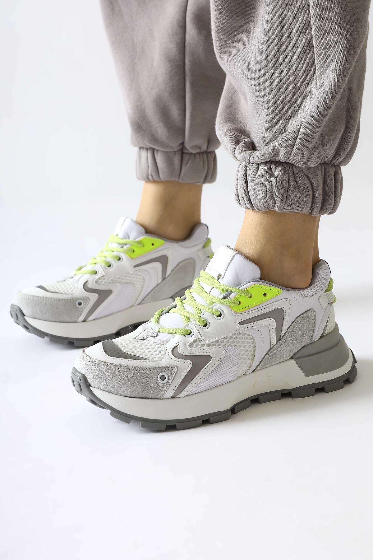 Onella Beyaz Süet Detaylı Bağcıklı Sneakers