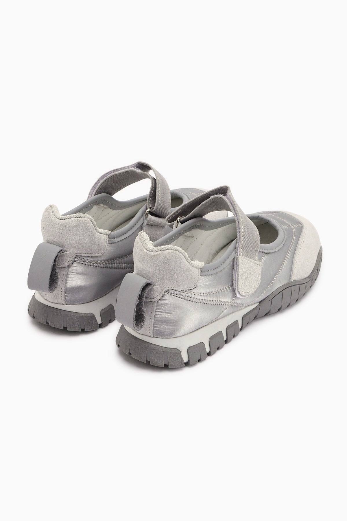 Nora Gri Kürklü Cırt Cırtlı Spor Babet