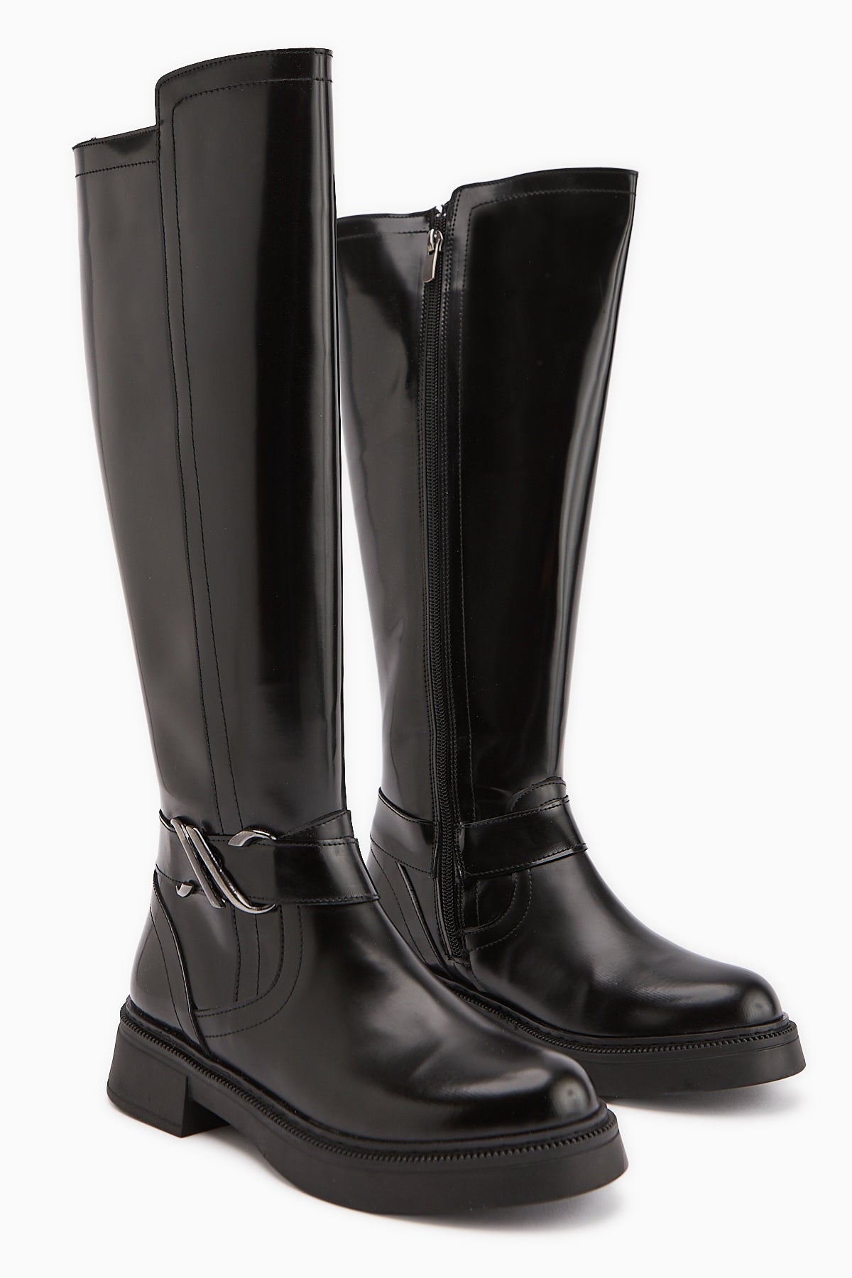 Birgita Siyah Rugan Toka Detaylı Fermuarlı Çizme
